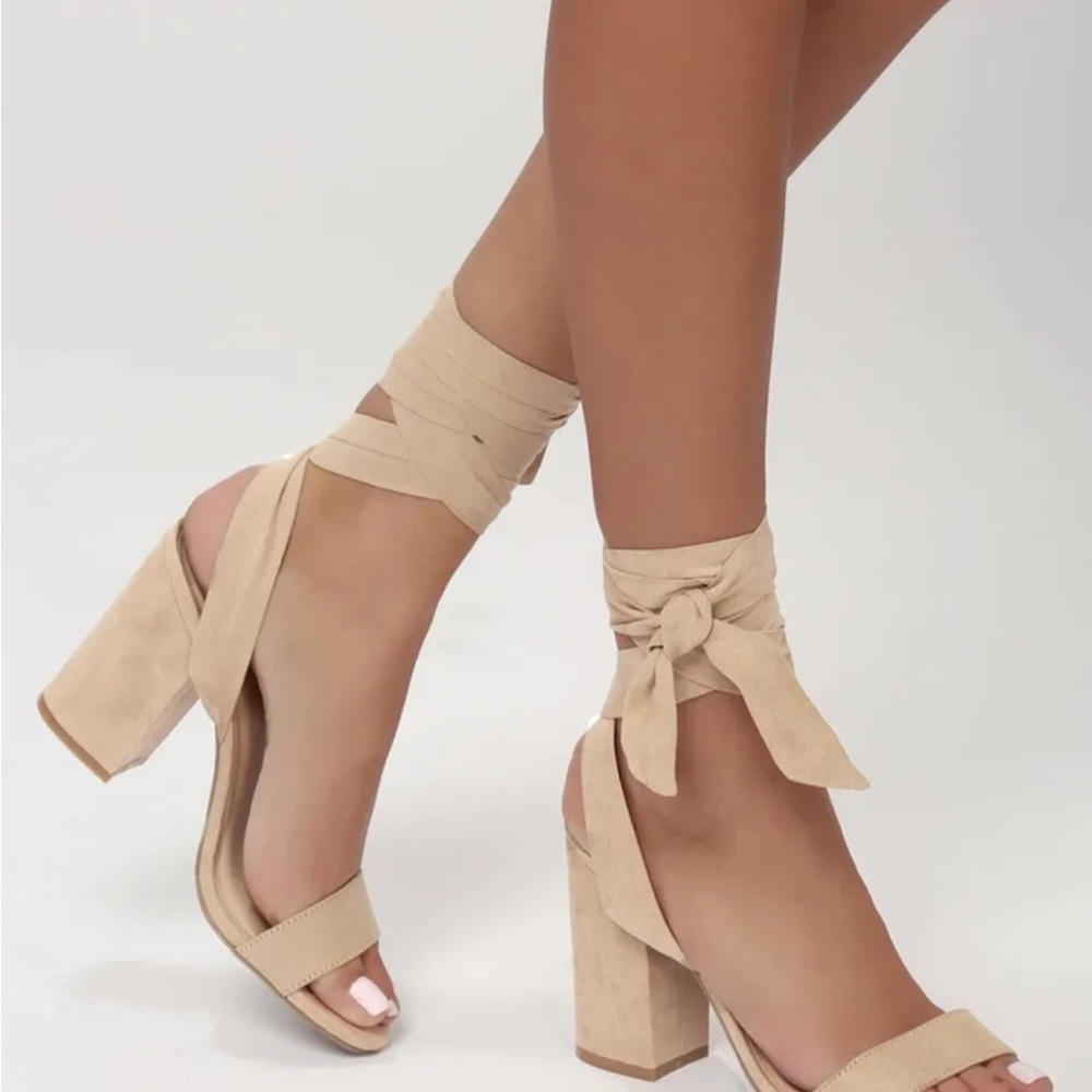 Lulu’s vegan suede wrap sandal “Alta” 7.5 new with box!